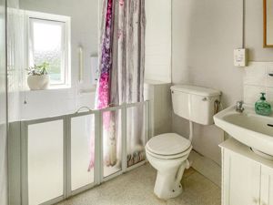 Photo 7- click for photo gallery